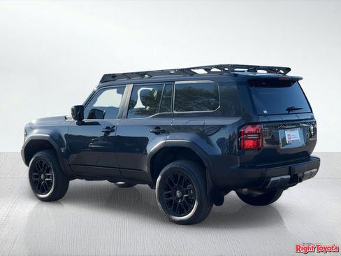 Certified 2024 Toyota Land Cruiser image 4