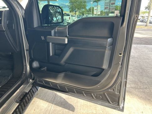 Used 2016 Ford F150 XLT w/ Equipment Group 302A Luxury image 28