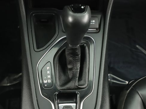 Certified 2019 Jeep Cherokee Latitude Plus image 6