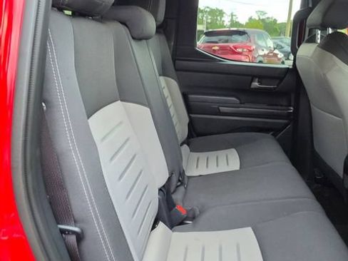 Used 2024 Toyota Tacoma TRD Sport AWD/4WD image 25