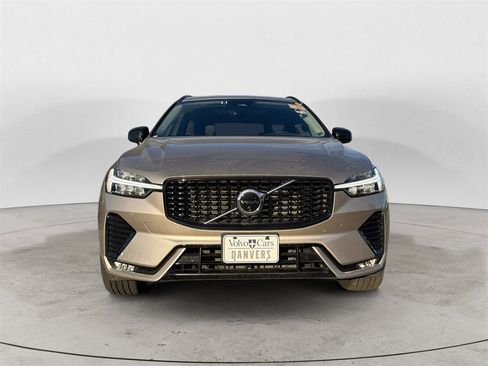 Certified 2025 Volvo XC60 B5 Plus image 35