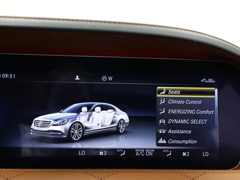 Used 2019 Mercedes-Benz Maybach S 560 4MATIC image 41