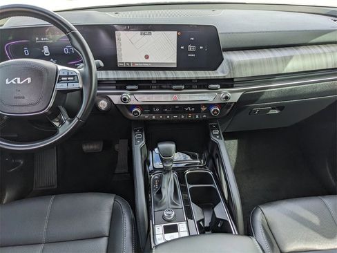 Certified 2024 Kia Telluride EX image 18