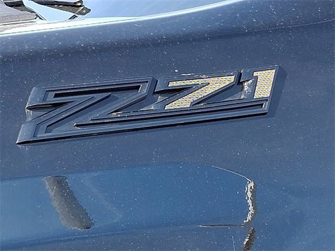 Used 2025 Chevrolet Silverado 2500 LT image 28