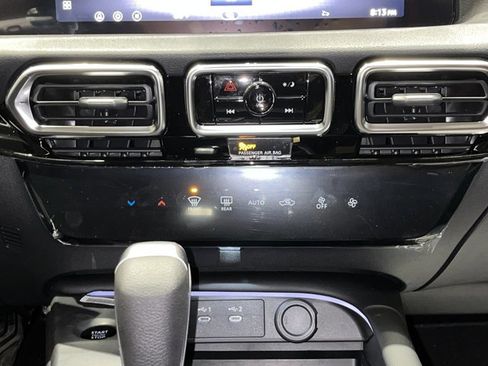 New 2026 Nissan Sentra SR w/ Floor Mat Package FWD image 30