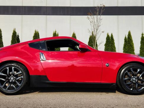 Used 2018 Nissan 370Z Coupe image 5