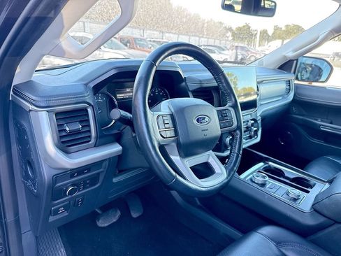 Used 2022 Ford Expedition Max XLT AWD/4WD image 10