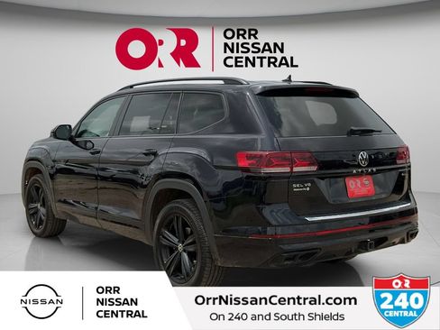 Used 2023 Volkswagen Atlas SEL R-Line AWD/4WD image 7