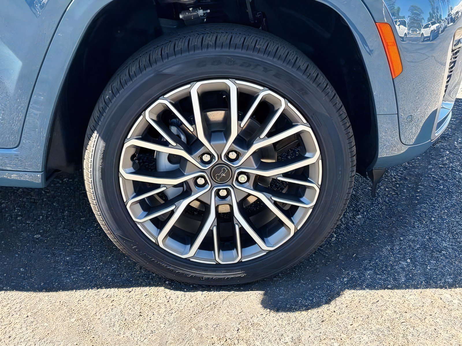 New 2027 Jeep Grand Cherokee Summit AWD/4WD image 9