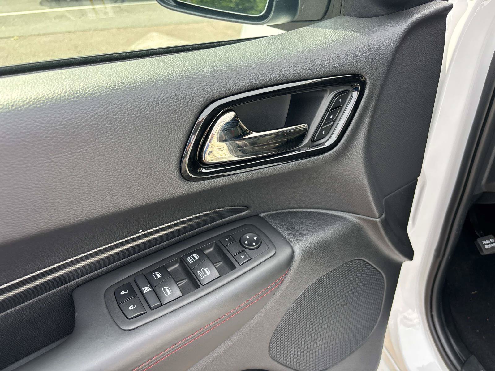 Used 2024 Dodge Durango GT AWD/4WD image 14
