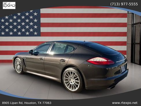 Used 2013 Porsche Panamera image 6