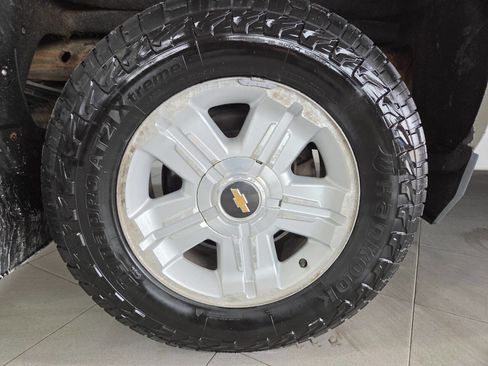 Used 2018 Chevrolet Silverado 1500 LTZ w/ LPO, Black Pack image 12