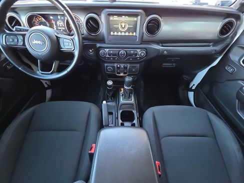 Certified 2020 Jeep Gladiator Sport w/ Quick Order Package 24S image 13