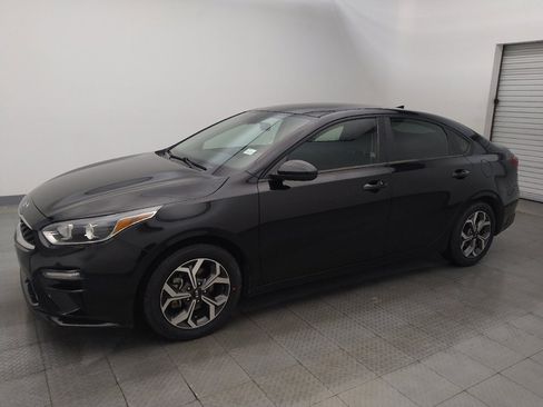Used 2019 Kia Forte LXS image 2