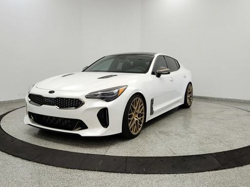 Used 2021 Kia Stinger GT1 RWD image 8
