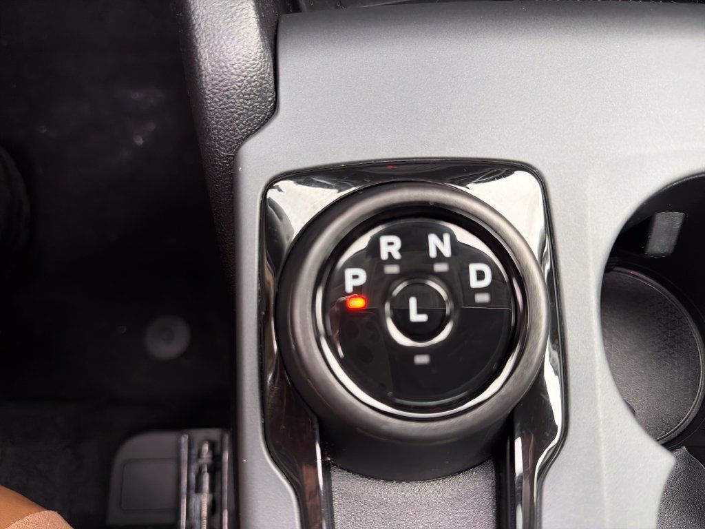 Used 2024 Ford Bronco Sport Outer Banks w/ Tech Package AWD/4WD image 17