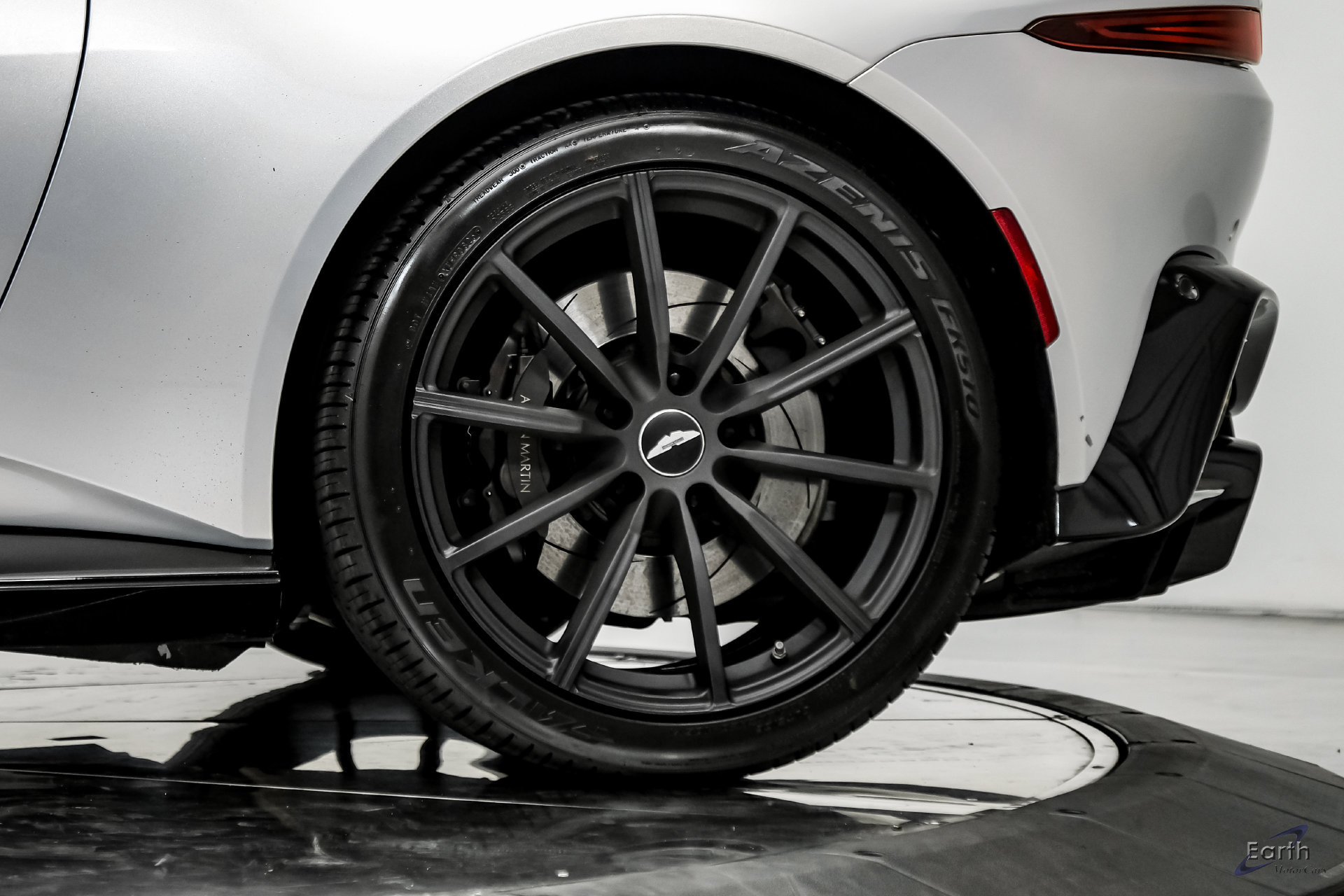 Used 2020 Aston Martin V8 Vantage Coupe RWD image 87