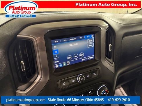 Used 2020 Chevrolet Silverado 1500 Custom Trail Boss w/ Custom Convenience Package AWD/4WD image 18