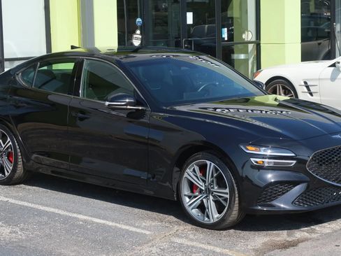 Used 2025 Genesis G70 3.3T Advanced w/ Sport Prestige Package RWD image 5