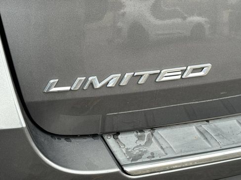 Used 2021 Ford Explorer Limited RWD image 7