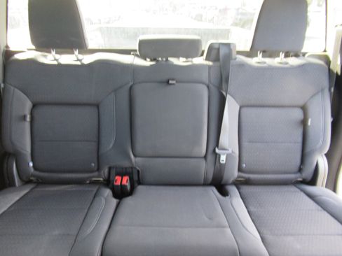 Used 2023 GMC Sierra 1500 Elevation image 17