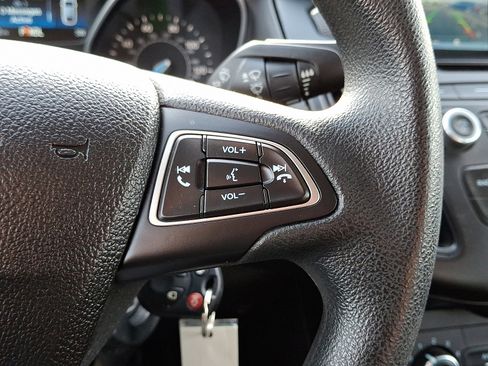Used 2016 Ford Focus SE image 23