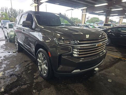 Used 2021 Chevrolet Tahoe High Country w/ Premium Package RWD image 1