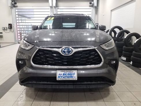 Used 2023 Toyota Highlander Limited image 18