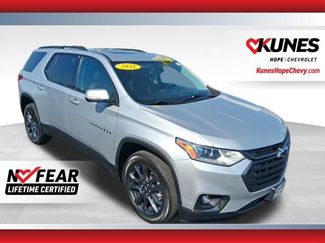 Used 2021 Chevrolet Traverse RS video 1