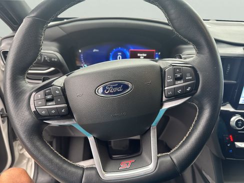 Used 2022 Ford Explorer ST w/ Equipment Group 401A AWD/4WD image 13