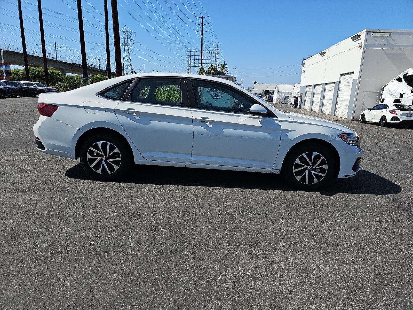 Used 2023 Volkswagen Jetta S FWD image 4
