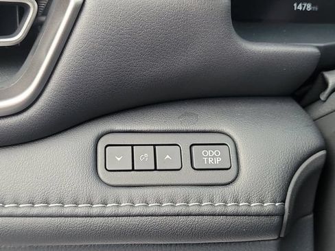 Used 2026 Lexus IS 350 F Sport w/ Technology Package RWD image 13