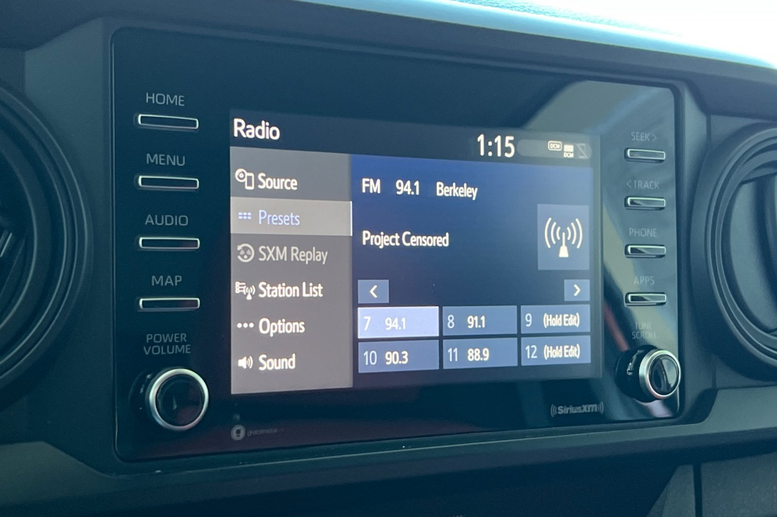 Used 2020 Toyota Tacoma SR w/ SX Package RWD image 18