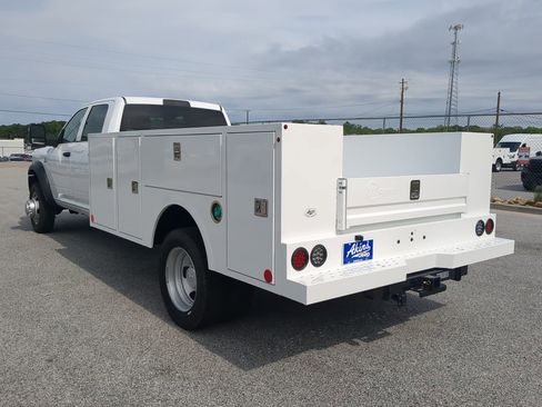 New 2026 RAM 4500 Tradesman w/ Chrome Appearance Group AWD/4WD image 5