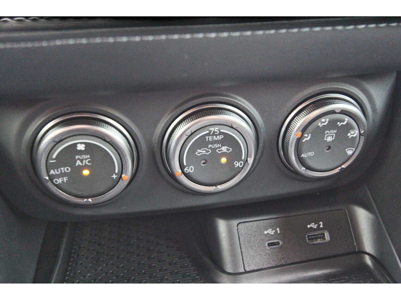 Used 2024 Nissan Z Performance w/ Floor Mat Package RWD image 23
