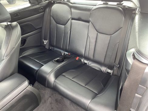 Used 2022 BMW 430i xDrive Convertible w/ Convenience Package image 10