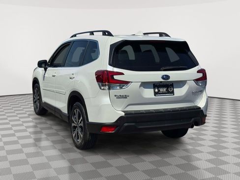 Used 2023 Subaru Forester Limited AWD/4WD image 5