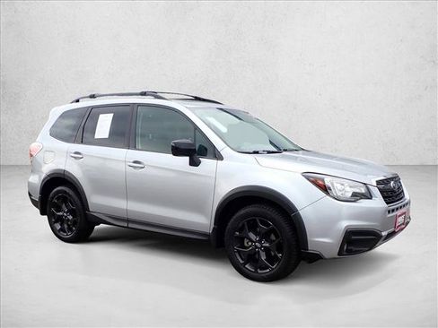 Used 2018 Subaru Forester 2.5i Premium w/ Popular Package #3B AWD/4WD image 6