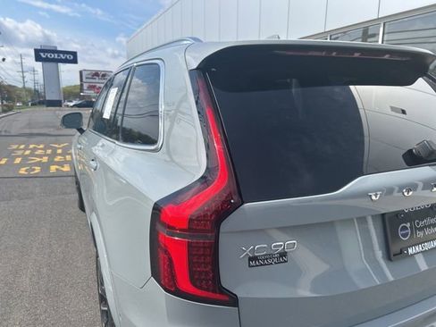 Certified 2025 Volvo XC90 B6 Plus AWD/4WD image 10