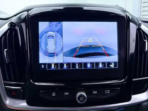 Used 2020 Chevrolet Traverse RS AWD/4WD image 6