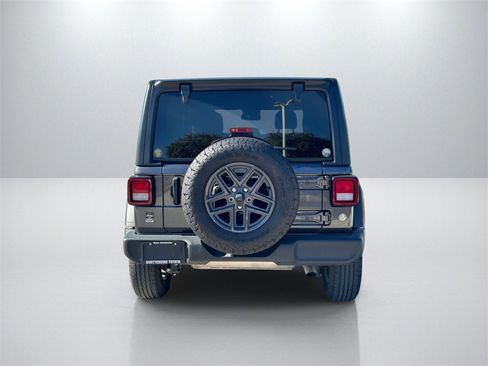 Used 2024 Jeep Wrangler Sport S image 6