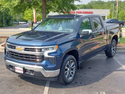 Used 2023 Chevrolet Silverado 1500 LT AWD/4WD image 7
