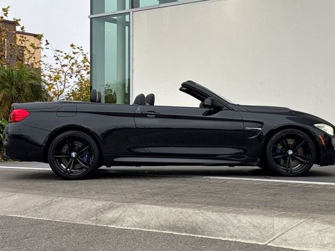 Used 2016 BMW M4 Convertible image 2