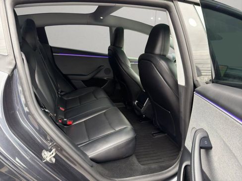 Used 2024 Tesla Model 3 Long Range RWD image 12