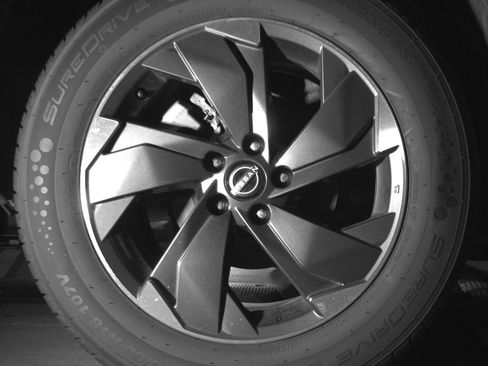 Used 2025 Nissan Rogue SV AWD/4WD image 15