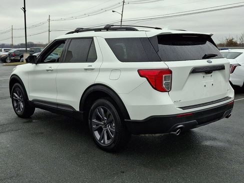 Certified 2024 Ford Explorer XLT w/ Equipment Group 202A image 4