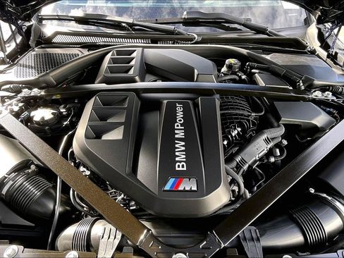 Used 2021 BMW M4 Coupe w/ Executive Package image 10