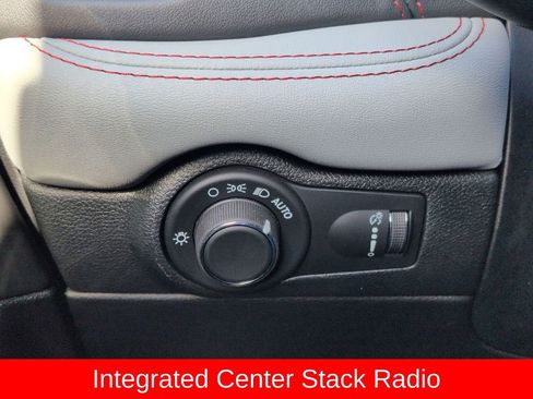 Used 2024 Dodge Durango GT image 19