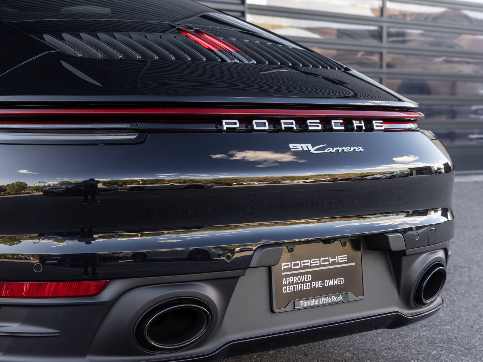 Certified 2024 Porsche 911 Carrera RWD image 12