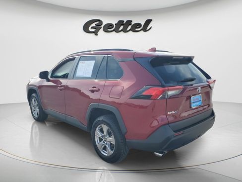 Used 2022 Toyota RAV4 XLE FWD image 7